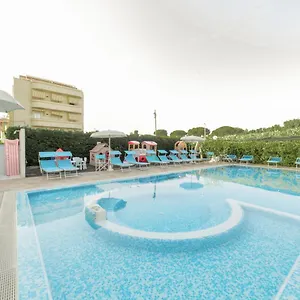 https://residence-promenade.emilia-romagnahotels.net